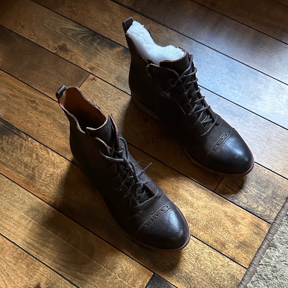 Women’s Brown Leather Booties